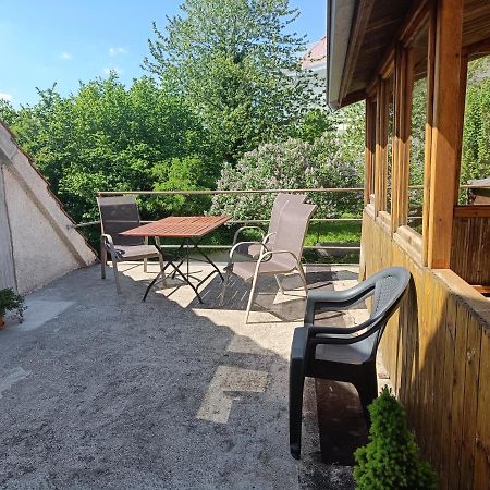 Gasthof Adler Ferienwohnung Ихенхаузен Екстериор снимка